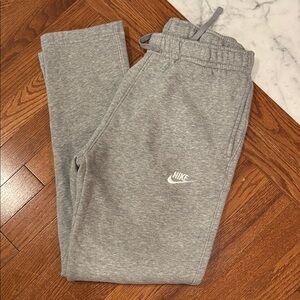 Nike Men’s Gray Sweatpants